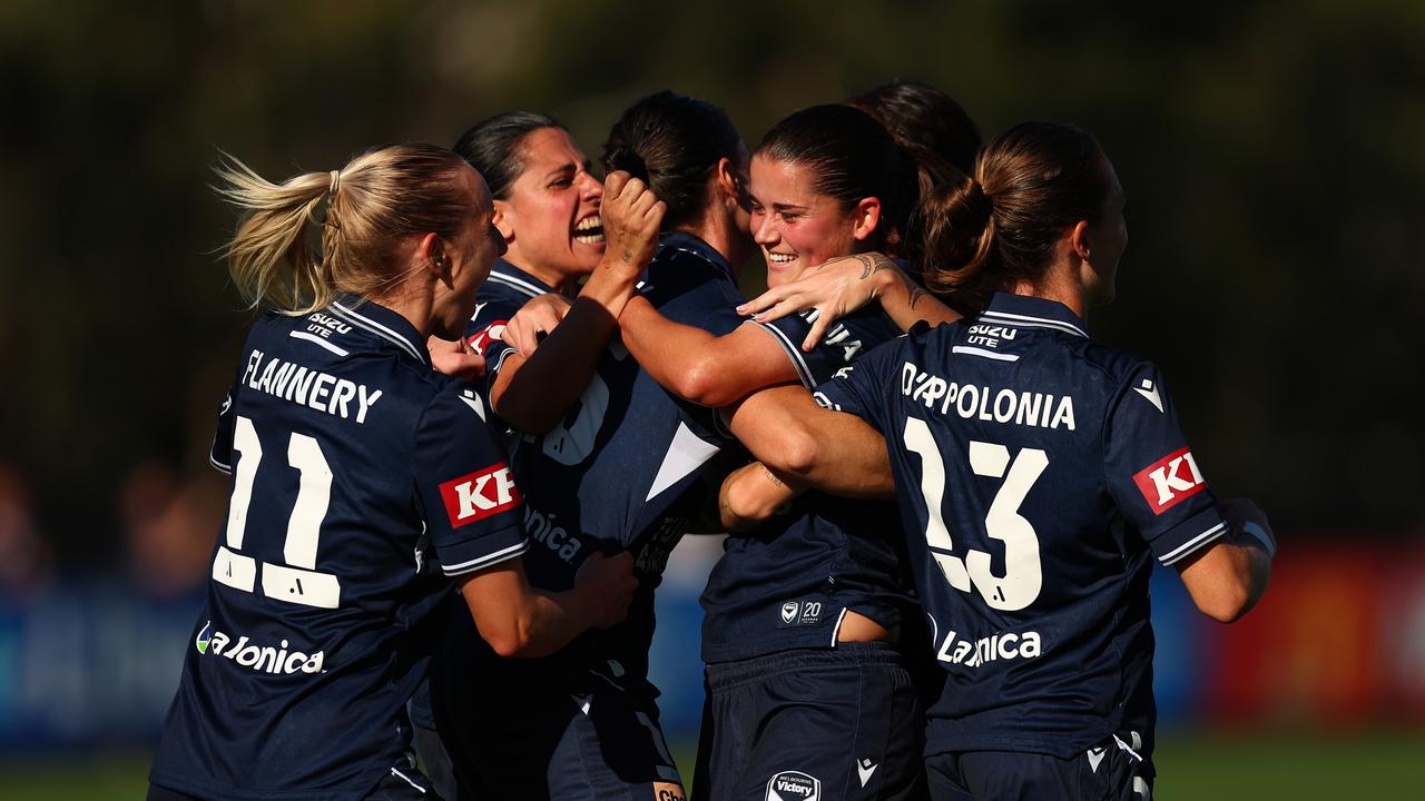 Clinical Victory sends warning in Adelaide Utd thrashing