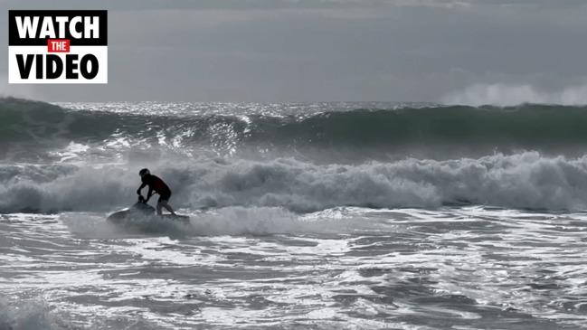 Big waves as Qld coast put on tsunami alert