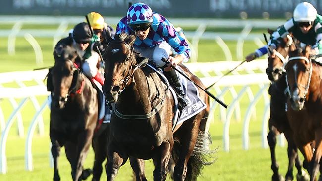 Pride Of Jenni wins the Queen Elizabeth Stakes.