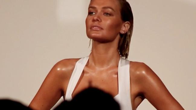 Lara Bingle Picture: Instagram selfiepix