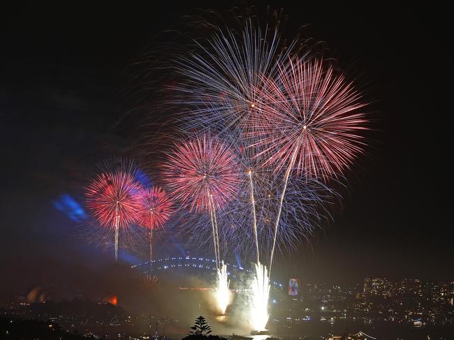 New Years Eve 2018 - 9pm Fireworks display from Dudley Page Reserve in Dover Heights. Picture: Toby Zerna