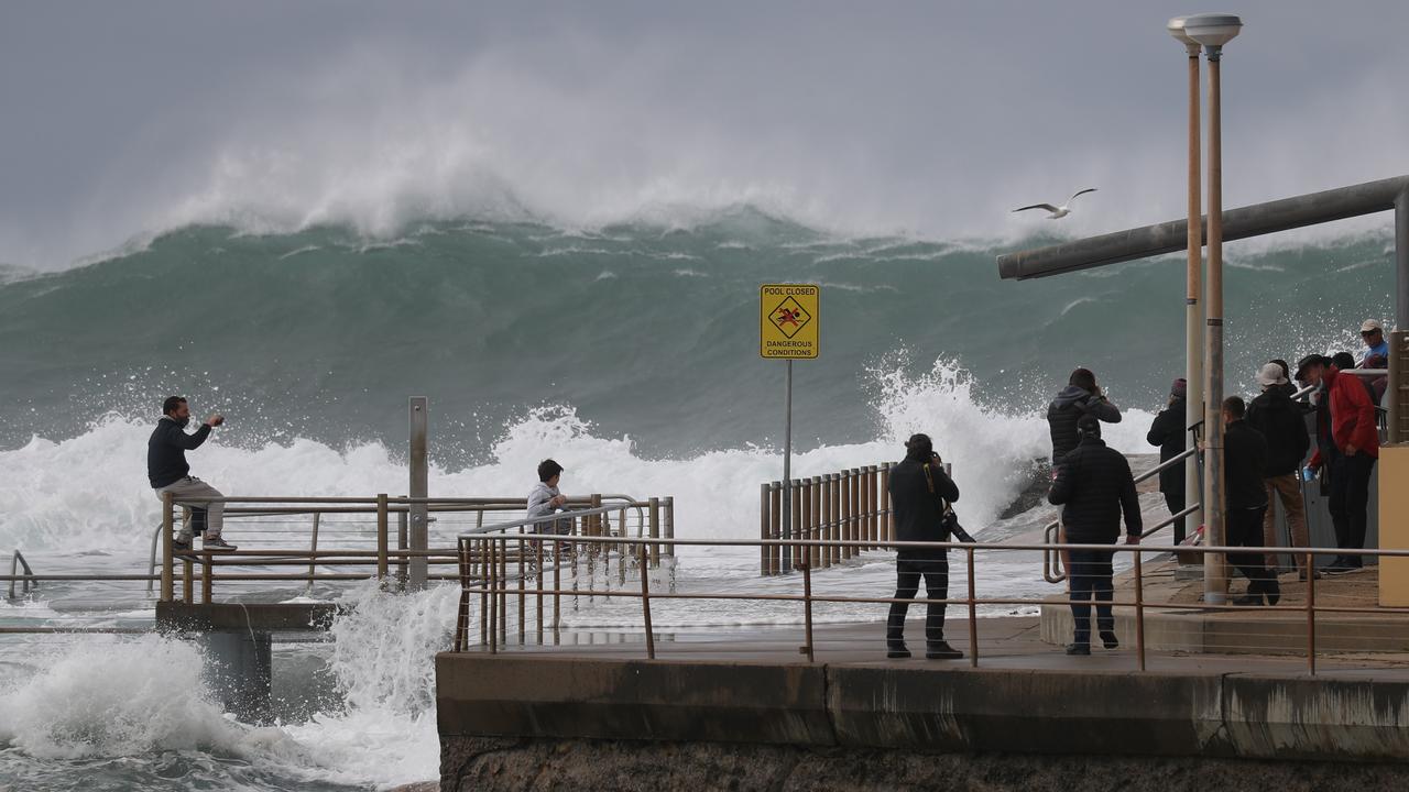 PICTURES: NSW Hit By Wild Winds, Big Swells And Storms | Daily Telegraph