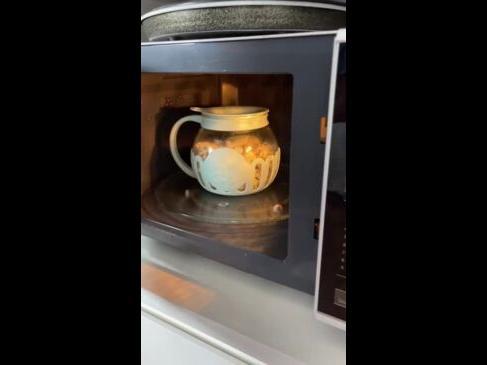 TikTok_Microwave popcorn_WITH VO AND MUSIC