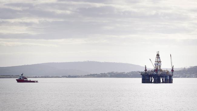 Ocean Monarch oil rig arrives in the River Derwent. Picture: RICHARD JUPE