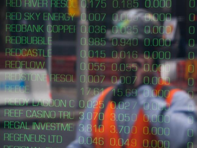 SYDNEY, AUSTRALIA - NewsWire Photos - June 02 2022: People are seen walking past the ASX in Sydney. Picture NCA Newswire/ Gaye Gerard.