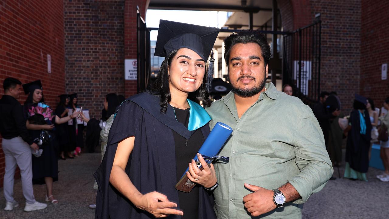 Graduate Rajdeep Kaur and Gurman Singh. Picture: Alan Barber