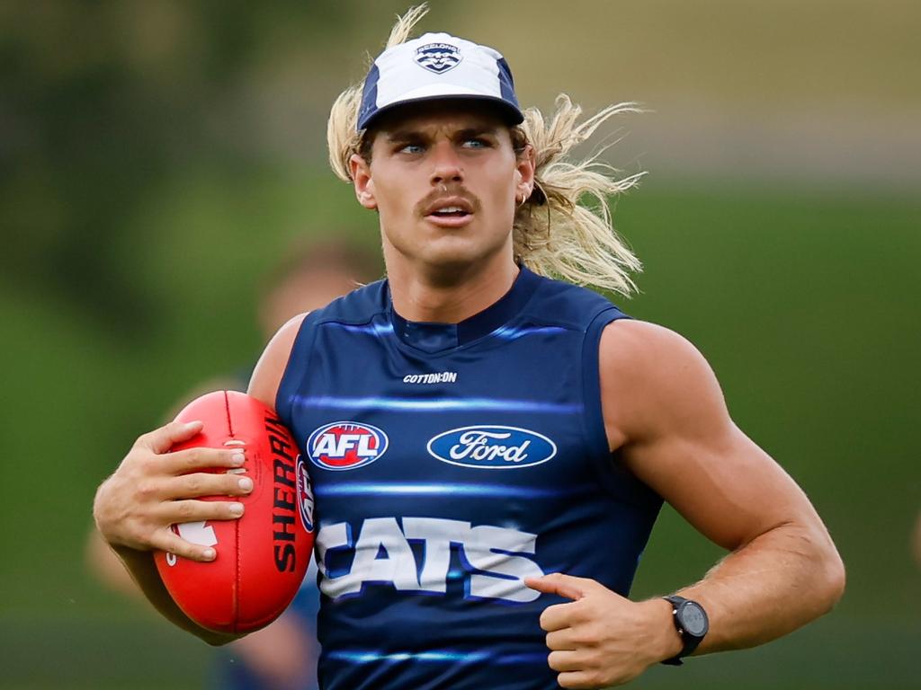 A dual-position player like Bailey Smith could be a Flex star. Picture: Dylan Burns/AFL Photos via Getty Images