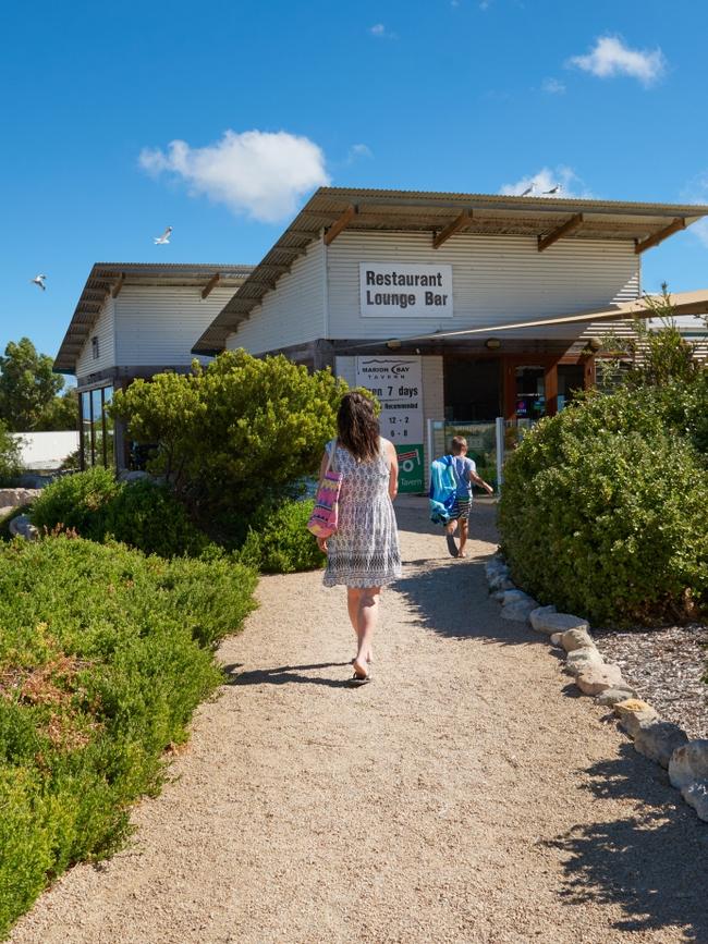 Marion Bay Tavern on Yorke Peninsula. Picture: SATC