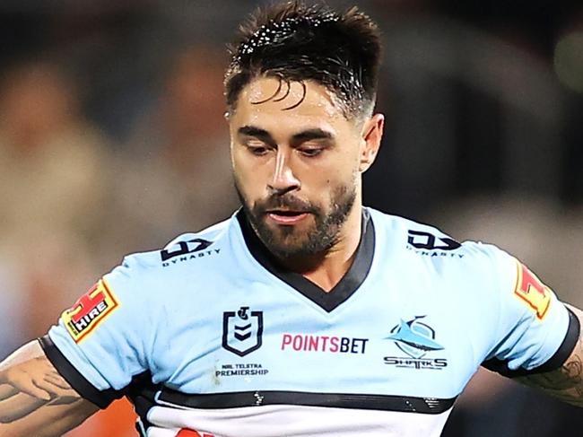 SYDNEY, AUSTRALIA - JUNE 11:  Shaun Johnson of the Sharks kicks a late field goal during the round 14 NRL match between the Cronulla Sharks and the Penrith Panthers at Netstrata Jubilee Stadium, on June 11, 2021, in Sydney, Australia. (Photo by Mark Kolbe/Getty Images)