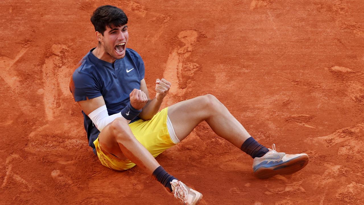 Alcaraz did it. (Photo by Clive Brunskill/Getty Images)