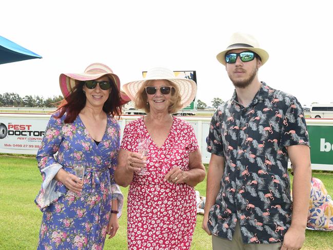 Bairnsdale Cup 2025. Sheree Carpenter, Lori Carpenter and Joshua Radonjic. Picture: David Smith