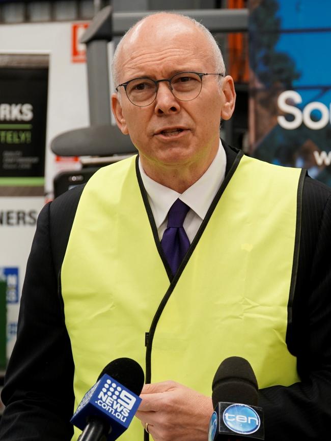 Industry and Skills Minister David Pisoni said the government would work closesly with industry during its apprentice safety review.