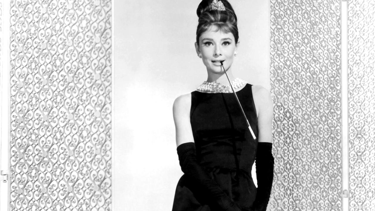 Hubert de Givenchy dies at 91; courtly designer dressed Audrey Hepburn,  built fashion empire - Los Angeles Times