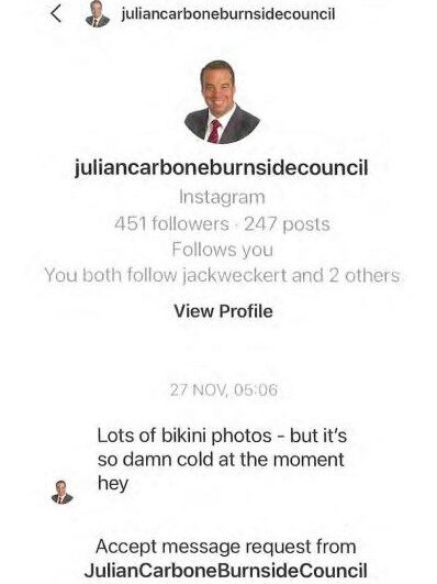 Message sent to a 17-year-old girl by Julian Carbone.