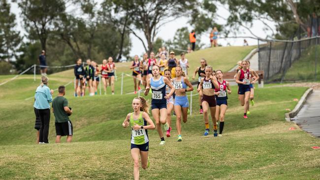 Emma Fryga of Somerville House - QGSSSA cross country championship - David Pearce the photographer.