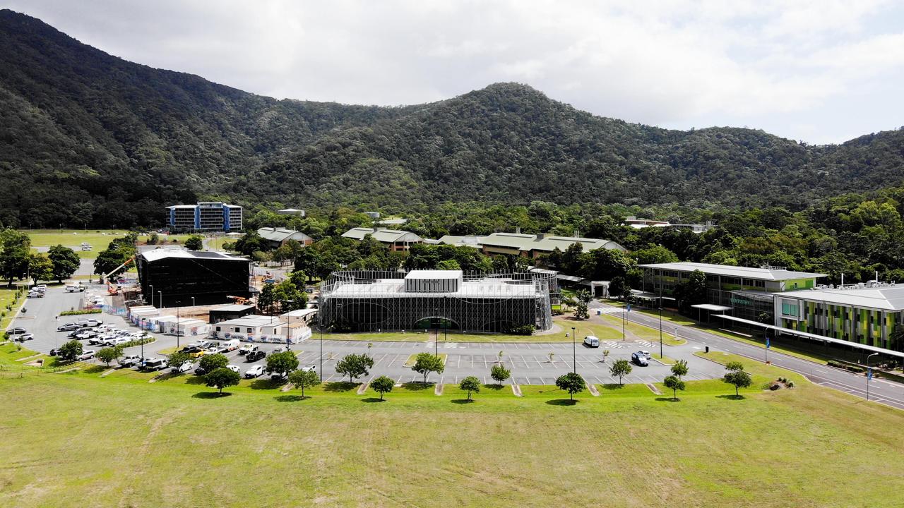 Hundreds of students celebrate James Cook University’s end-to-end medical degree, now available at the Nguma-bada campus in Smithfield. PICTURE: File