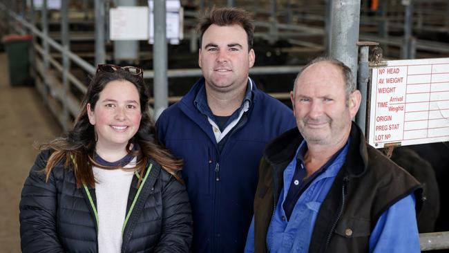 Tilly Kelly, Will Kelly and Brendan Kelly from Winchelsea selling at the Colac cattle sale last week.