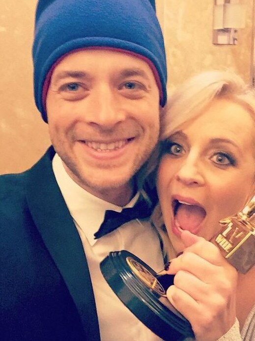 Bickmore and comedia Hamish Blake at the 2015 Logie Awards.