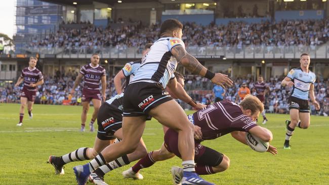 Brendan Elliot had an enormous game for the Sea Eagles. (AAP Image/Craig Golding)