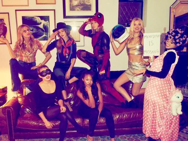 Halloween 2016 via social media ... Taylor Swift, 