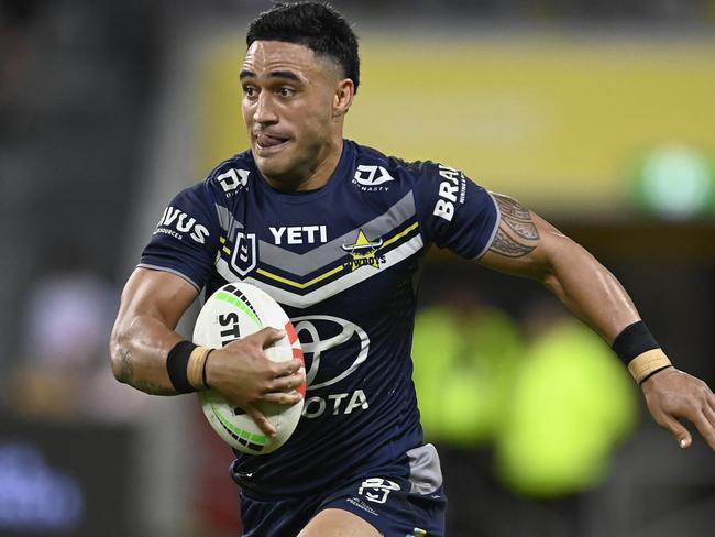 TOWNSVILLE, AUSTRALIA - JULY 06: Valentine Holmes of the Cowboys runs the ball during the round 18 NRL match between North Queensland Cowboys and Manly Sea Eagles at Qld Country Bank Stadium, on July 06, 2024, in Townsville, Australia. (Photo by Ian Hitchcock/Getty Images)