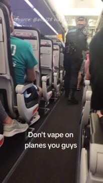 Jetstar Man vaping on plane booted off flight to Bali by police