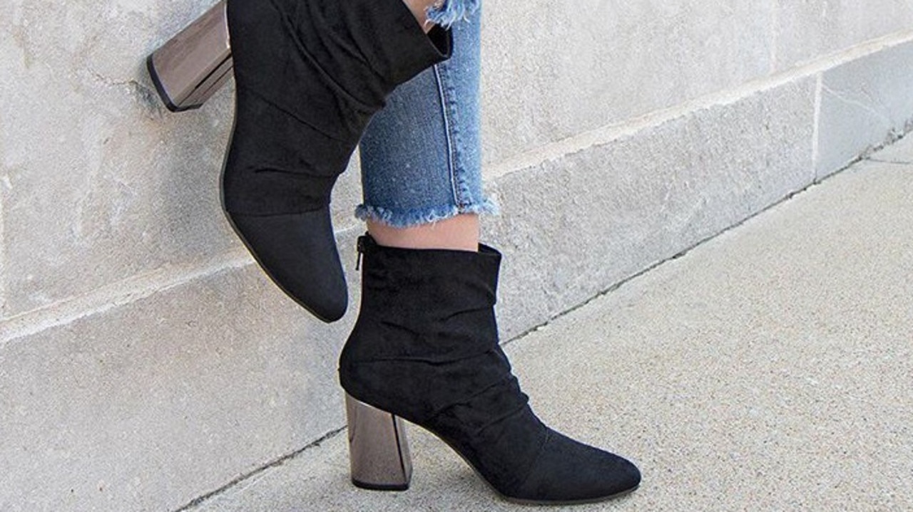 Payless shoes black clearance boots