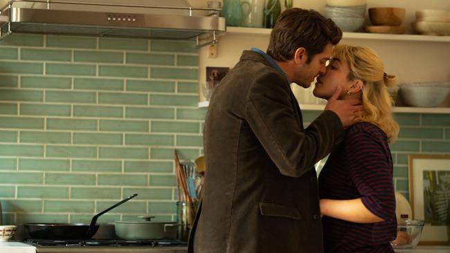 Andrew Garfield and Florence Pugh in a scene from the movie We Live In Time.