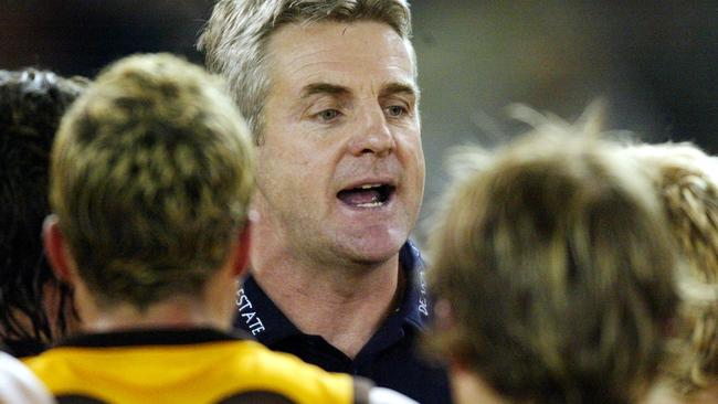 Donald McDonald calls for a big effort at three-quarter time of a clash with the Western Bulldogs during his stint as Hawthorn coach.