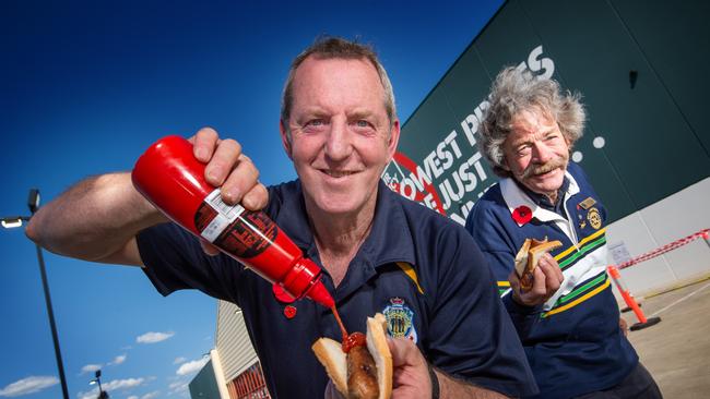 Bunnings sales continue to surge as home projects remain hugely popular. Picture: Tony Gough