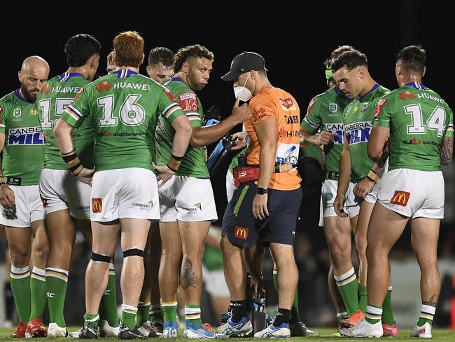 The Raiders’ finals dreams appeared in jeopardy after they leaked a try within 40 seconds of kick-off (Photo by Ian Hitchcock/Getty Images)