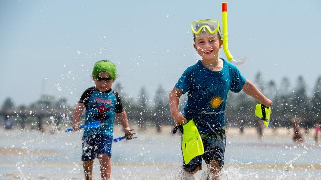 Sebastian and Christian Marinelli at Altona Beach. Picture: Jay Town