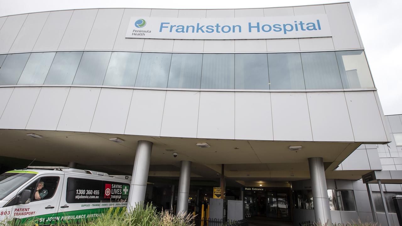 Victorian hospitals sued by doctors over alleged unpaid wages | Herald Sun