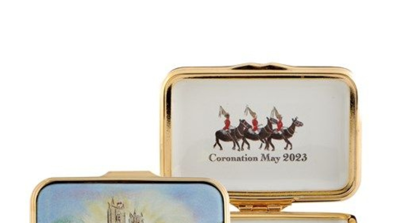 Gold-glazed porcelain trinket box, Halycon Days, AUD $597