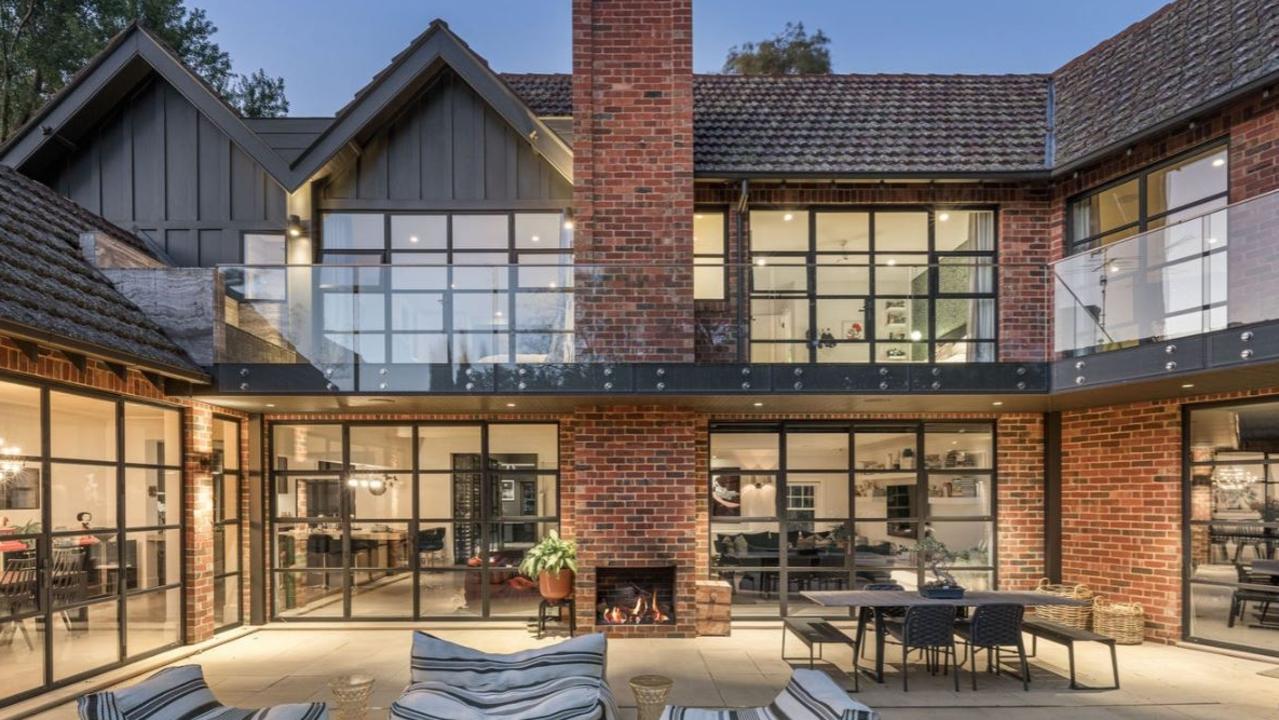 A Toorak mansion in Melbourne connected with famed AFL player Nathan Buckley and his ex-wife Tania has had its asking price reduced by more than $1m in 2024.