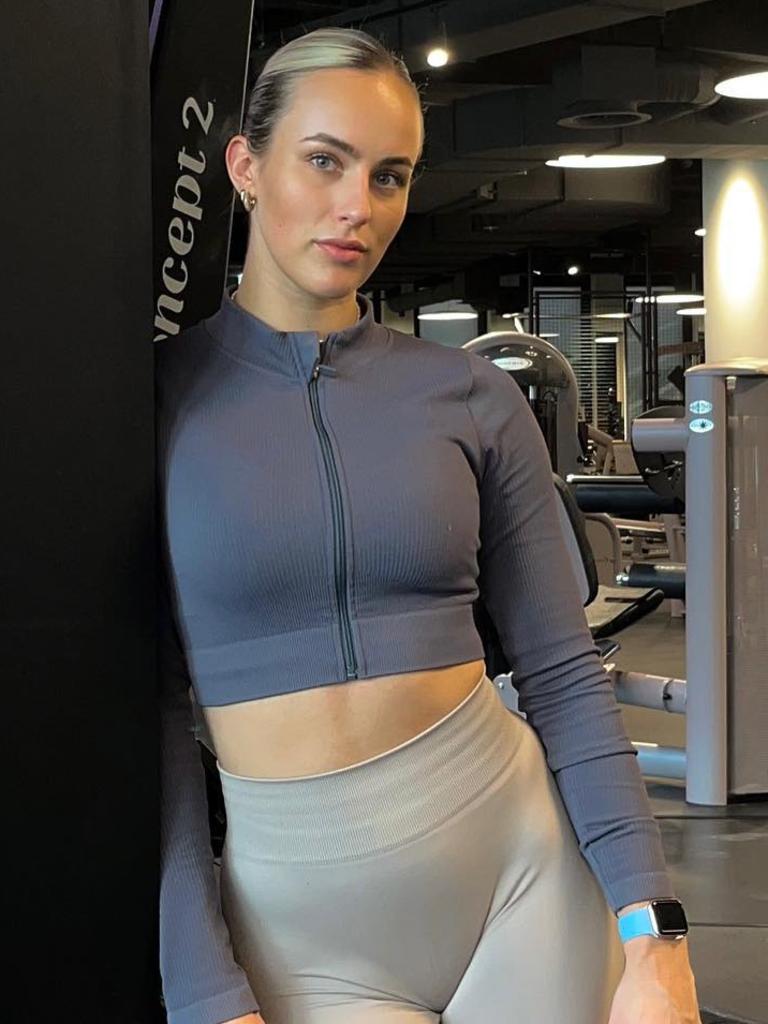 German woman kicked out of gym over 'revealing' crop top