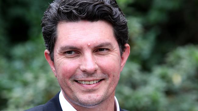 Scott Ludlam announces his resignation. (Pic: Colin Murty/The Australian)