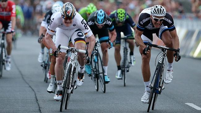 Marcel Kittel (right) edges Andre Greipel to win the People's Choice Classic in a photo finish.