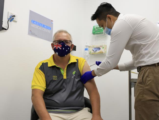 SYDNEY, AUSTRALIA - FEBRUARY 21: Australian Prime Minister Scott Morrison receives a Covid-19 vaccination at Castle Hill Medical Centre on February 21, 2021 in Sydney, Australia. The Australian Covid-19 vaccination officially begins on Monday, with high-risk people and workers to receive the Pfizer vaccine. (Photo by Mark Evans/Getty Images)