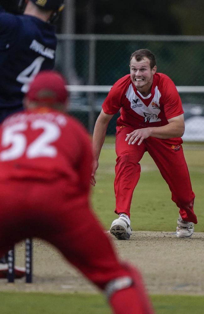 Swans fast bowler Jackson Fry. Picture: Valeriu Campan