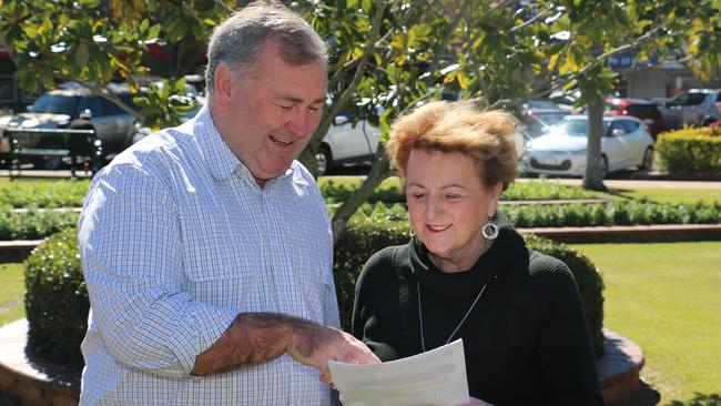 <s1>HINKLER AGTECH: Bundaberg Regional Council Mayor Jack Dempsey and BMRG CEO Sheila Charlesworth discuss Burnett Mary Regional Group's move to the regions new ag tech facility at Bargara. </s1> <ld pattern=" "/> <source>Picture: Contributed</source>