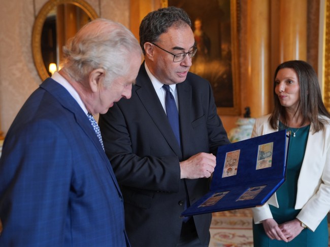 ‘Very elegant’: England Governor Andrew Bailey presents King Charles ...