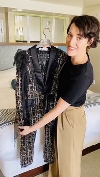 Phoebe Waller-Bridge auctions off Golden Globes tuxedo for bushfire charity