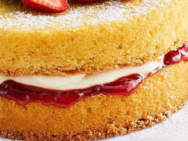 The brilliant science hack for making the best Victoria sponge