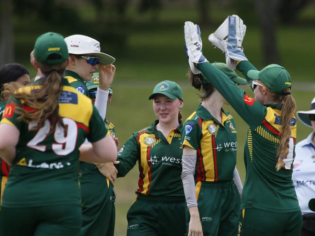 Ghosts keeper Bella Stevens leads the celebrations after a Slayers wicket. Picture Warren Gannon Photography