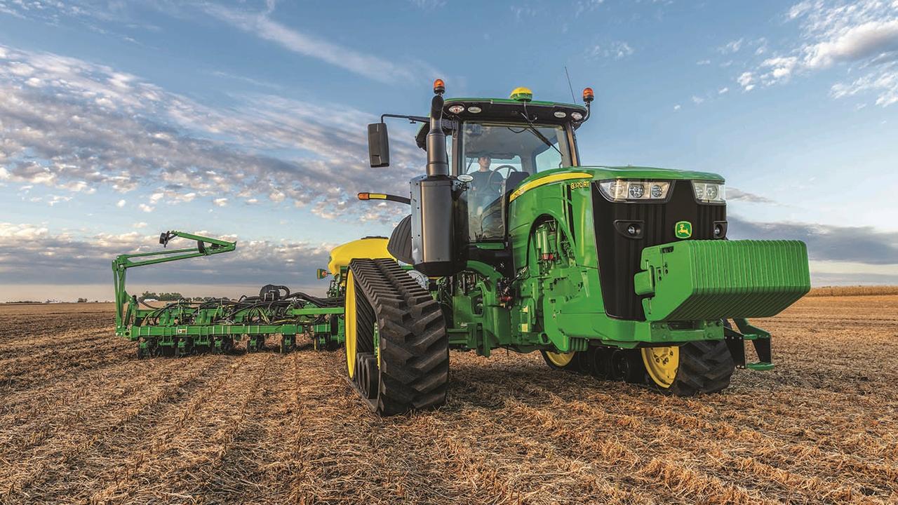 Updates for John Deere 8R and 8RT series tractors | The Weekly Times