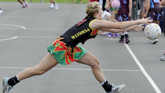 Emma Bissett for Penrith at the District Junior Rep Carnival. (Peter Kelly)