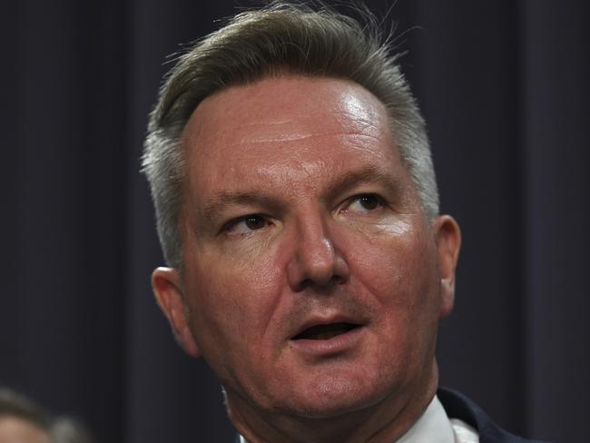 CANBERRA, AUSTRALIA, NewsWire Photos. MARCH 26, 2024: Minister for Climate Change and Energy, Chris Bowen and Infrastructure, Transport, Regional Development Minister, Catherine King hold a press conference at Parliament House in Canberra. Picture: NCA NewsWire / Martin Ollman