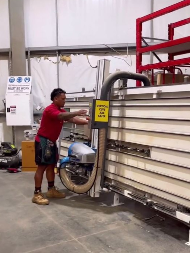 She got a Bunnings worker to cut the panels for her – two panels 1200mm x 600mm (cut into four side and one top. Picture: Instagram/smorhome