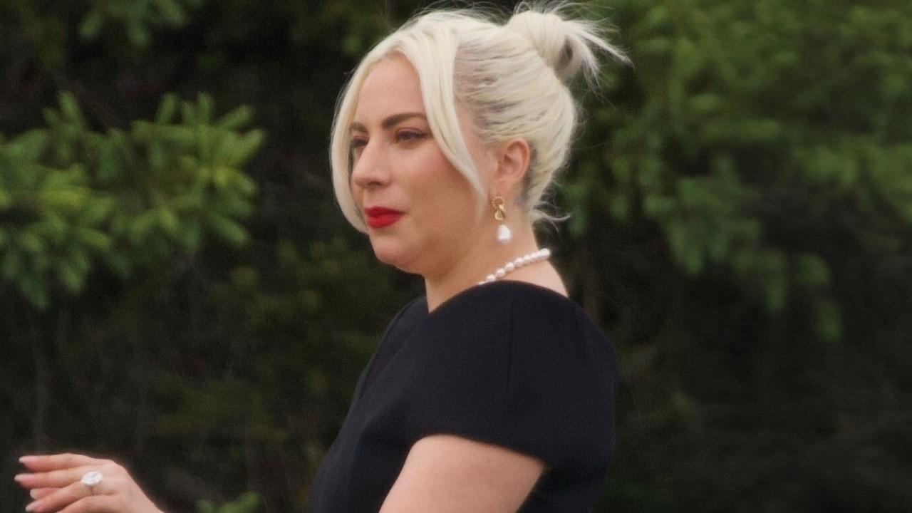 Gaga expertly claps back at ‘pregnant’ photos